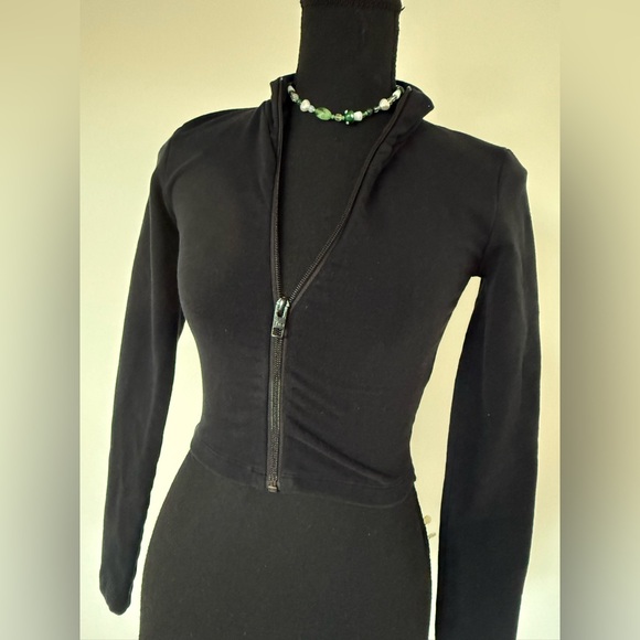 Black Zip-Up Jacket TNA XS pre-owned 
With free gifts . - Picture 8 of 12